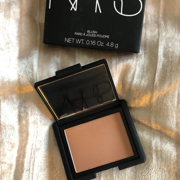 Nars Blush - Shade: Illicit - Picture 2 of 7